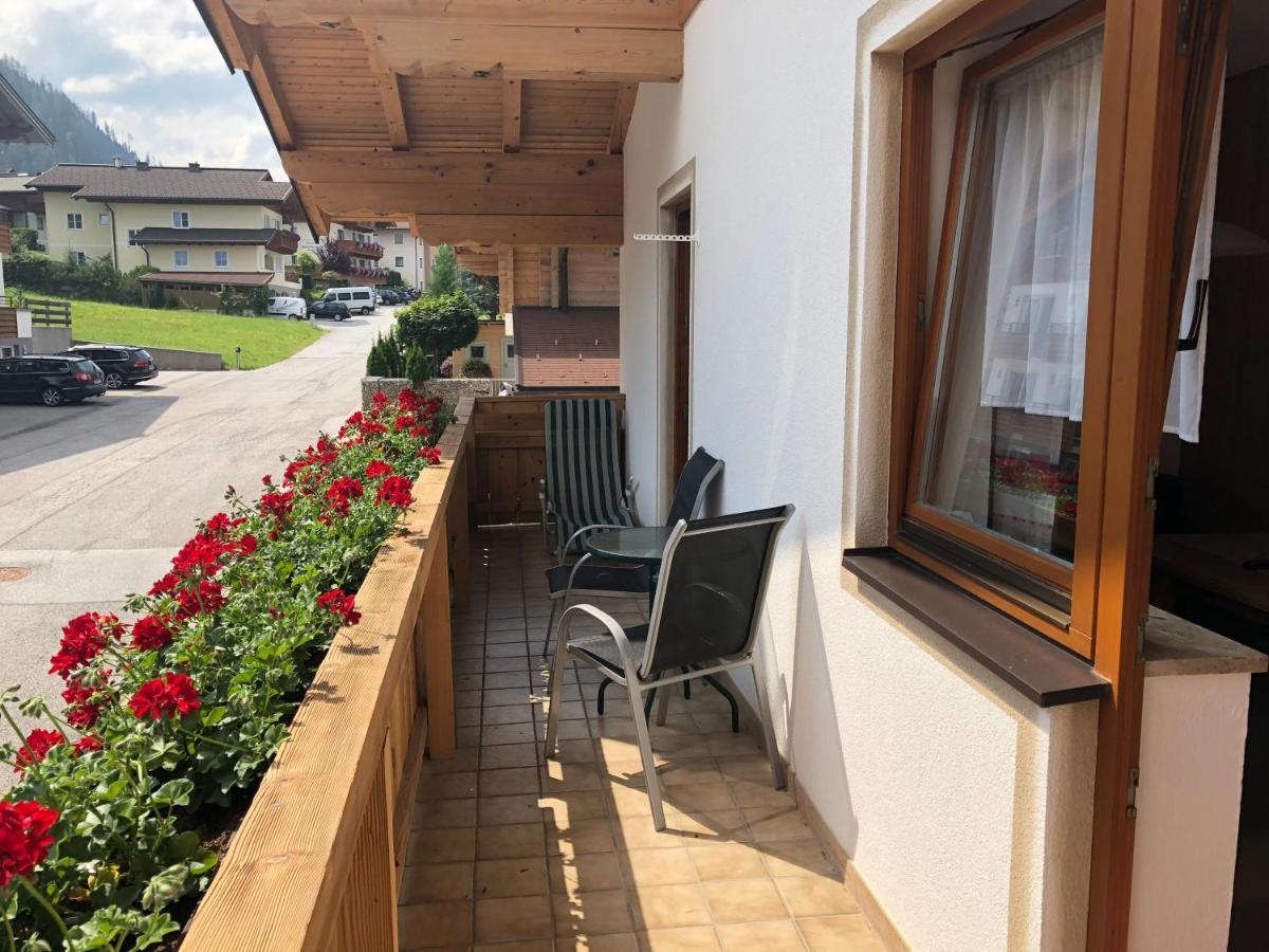 Landhaus Brigitte Flachau Exteriör bild