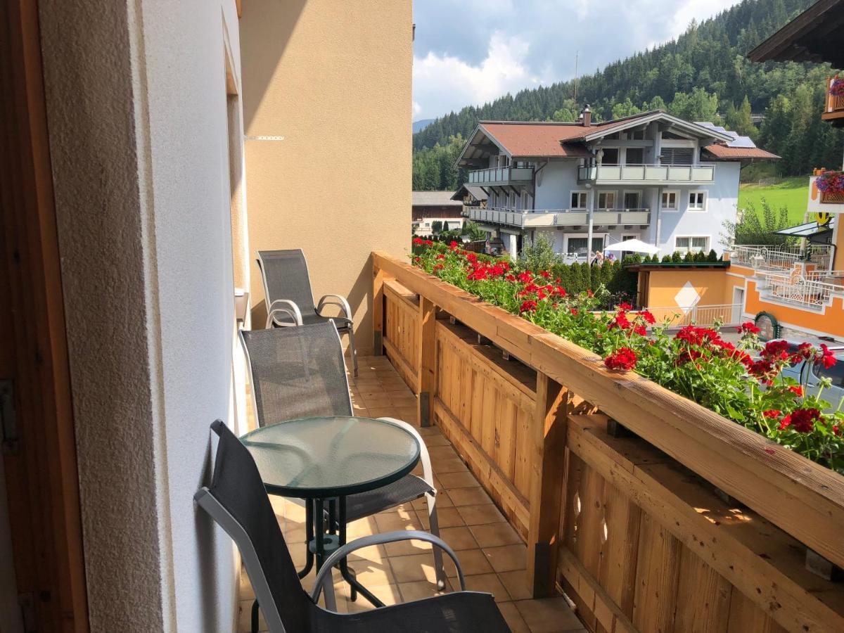Landhaus Brigitte Flachau Exteriör bild
